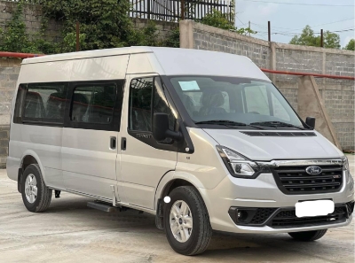 Cho thuê xe 16 chỗ Ford Transit